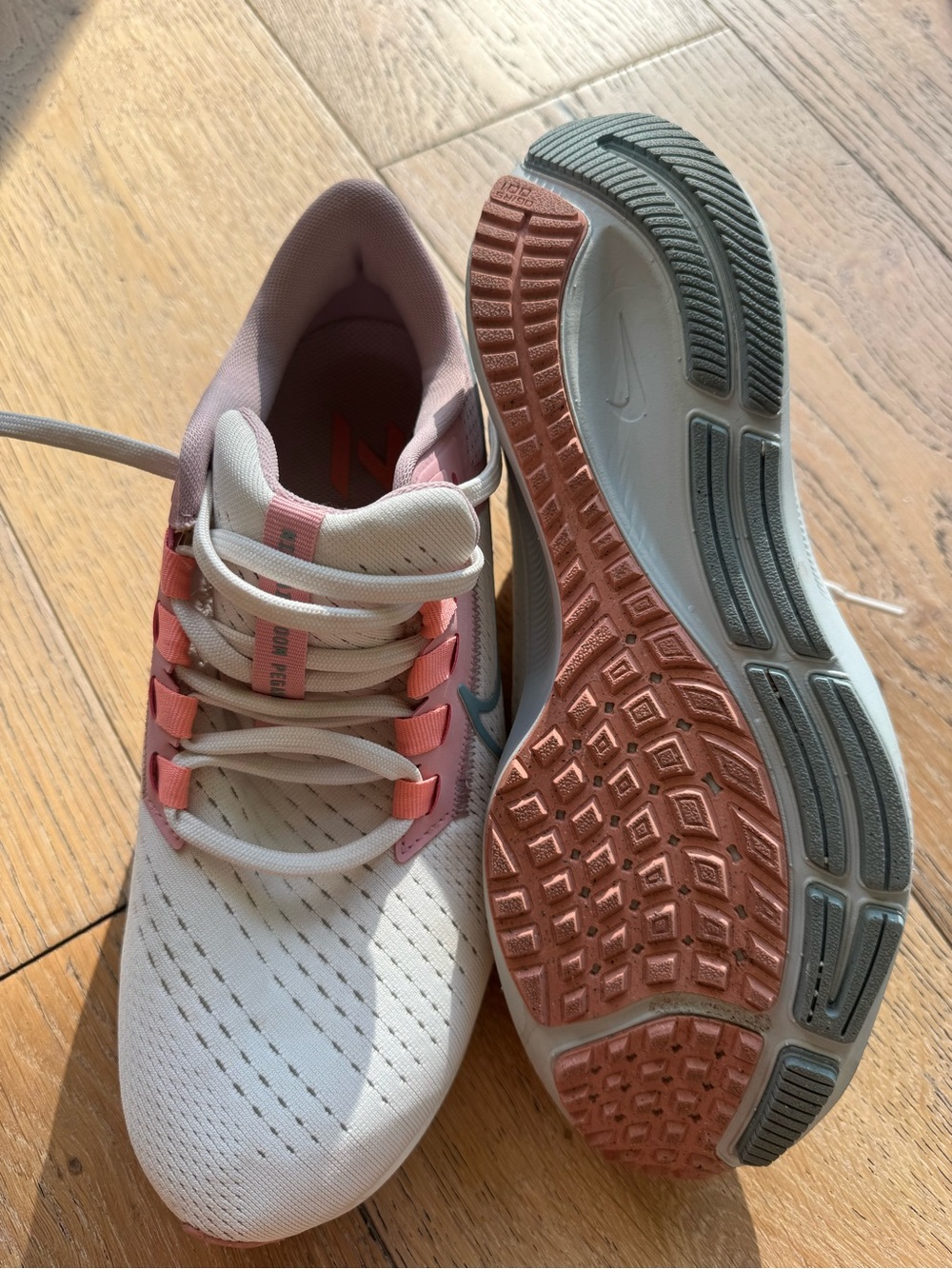 Nike Air zoom Pegasus Women's Light Gray and Pink Running Sneakers - 8.5 - Picture 5 of 6